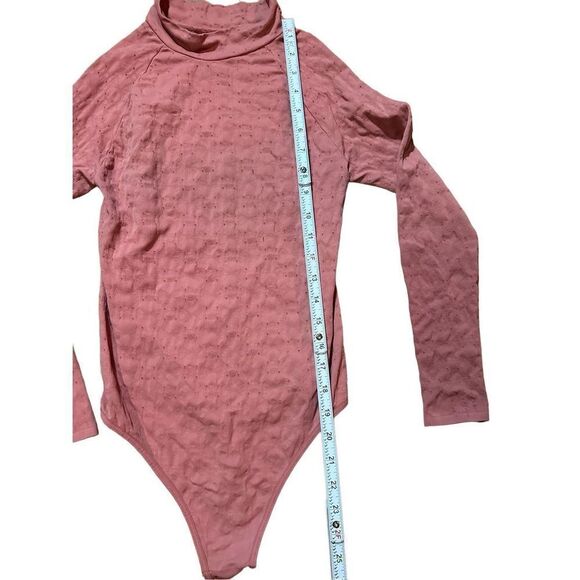 Free People Intimately Seamless Mock Neck Bodysuit Long Sleeve mauve pin… - Picture 6 of 9